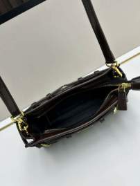 Picture of Prada Handbags _SKUfw192061292fw